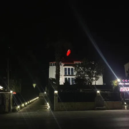 Anxhelo Hotel 4*